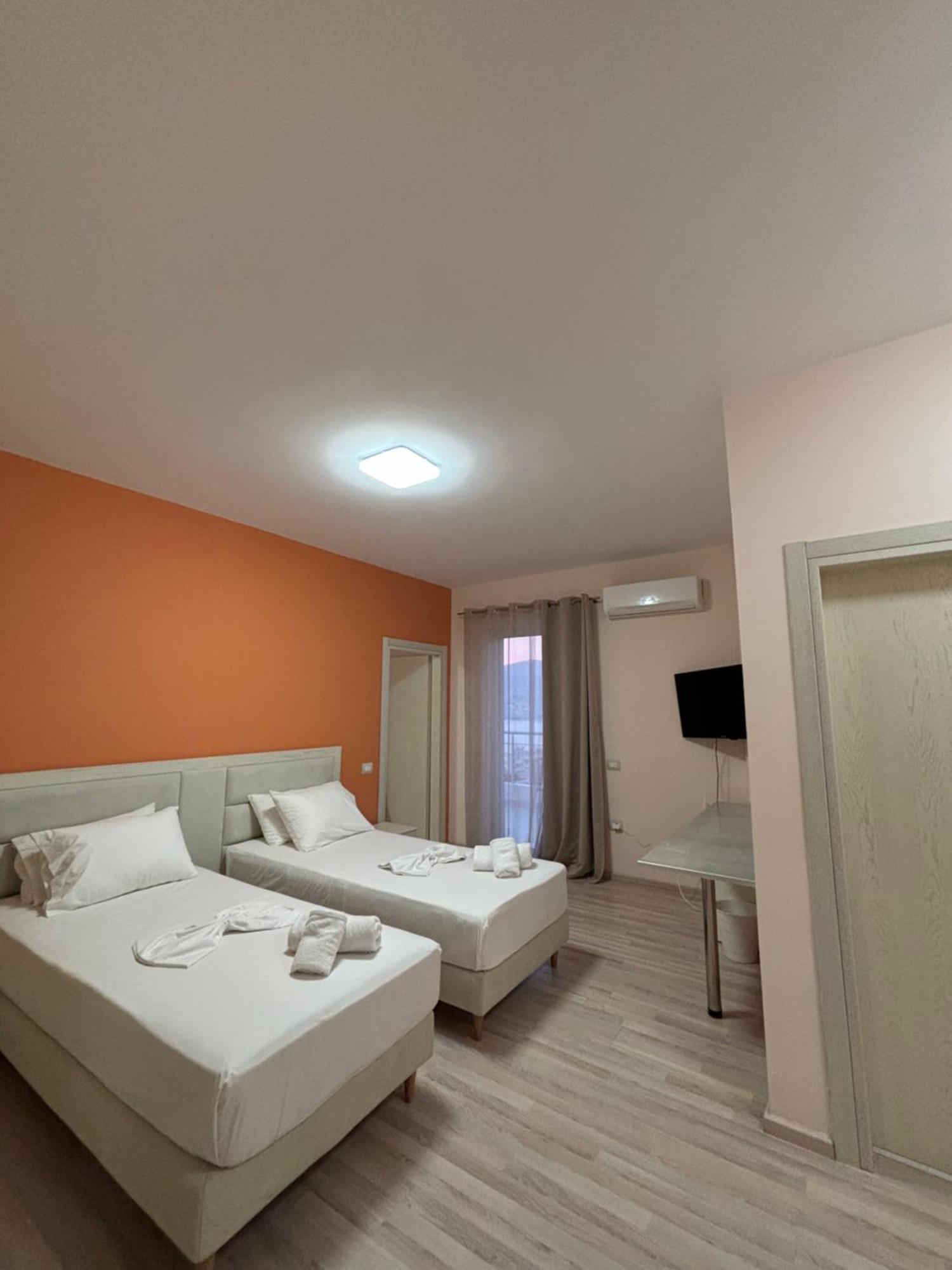 Vila -Te Golja Sarandë エクステリア 写真