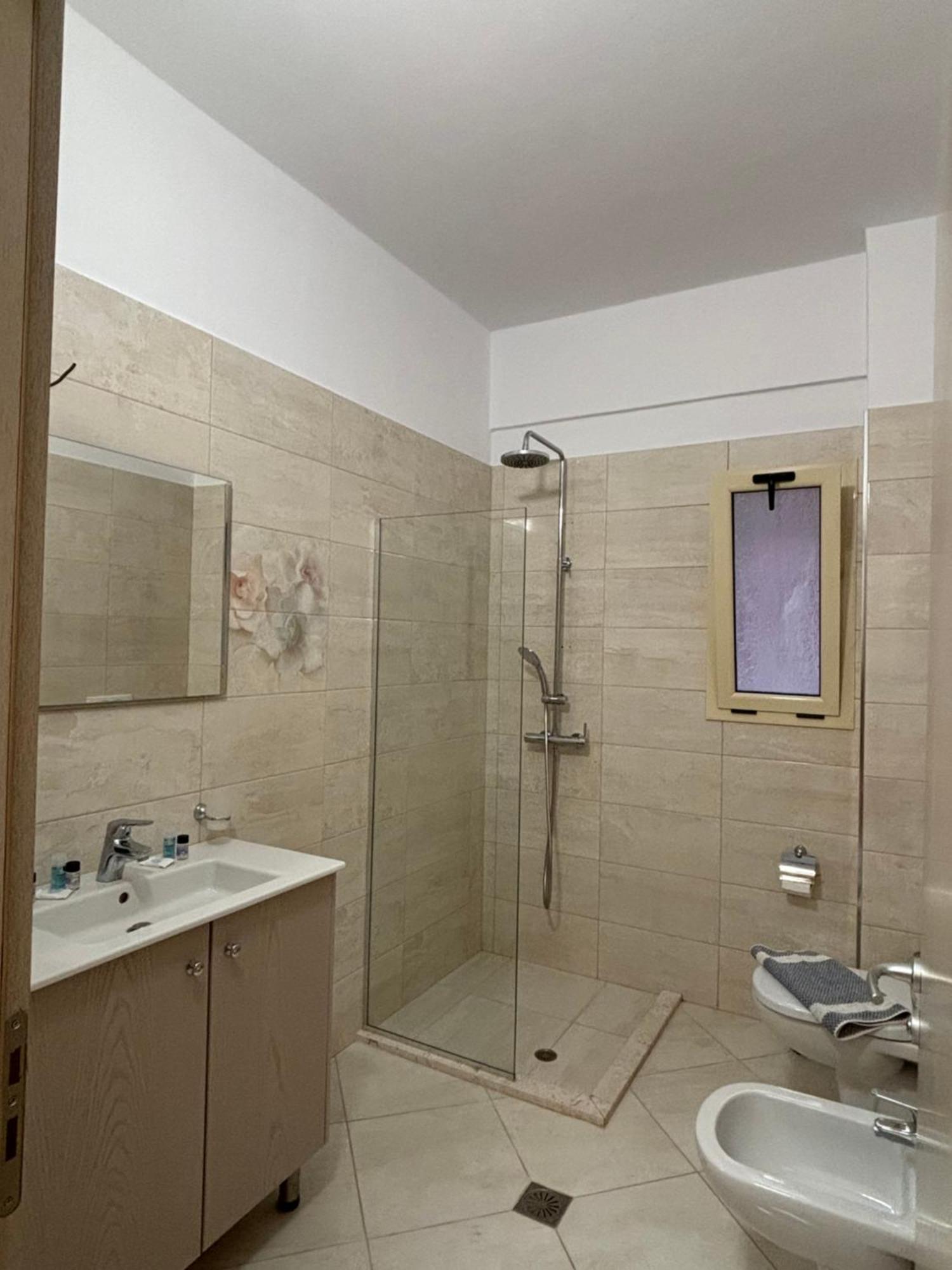 Vila -Te Golja Sarandë エクステリア 写真