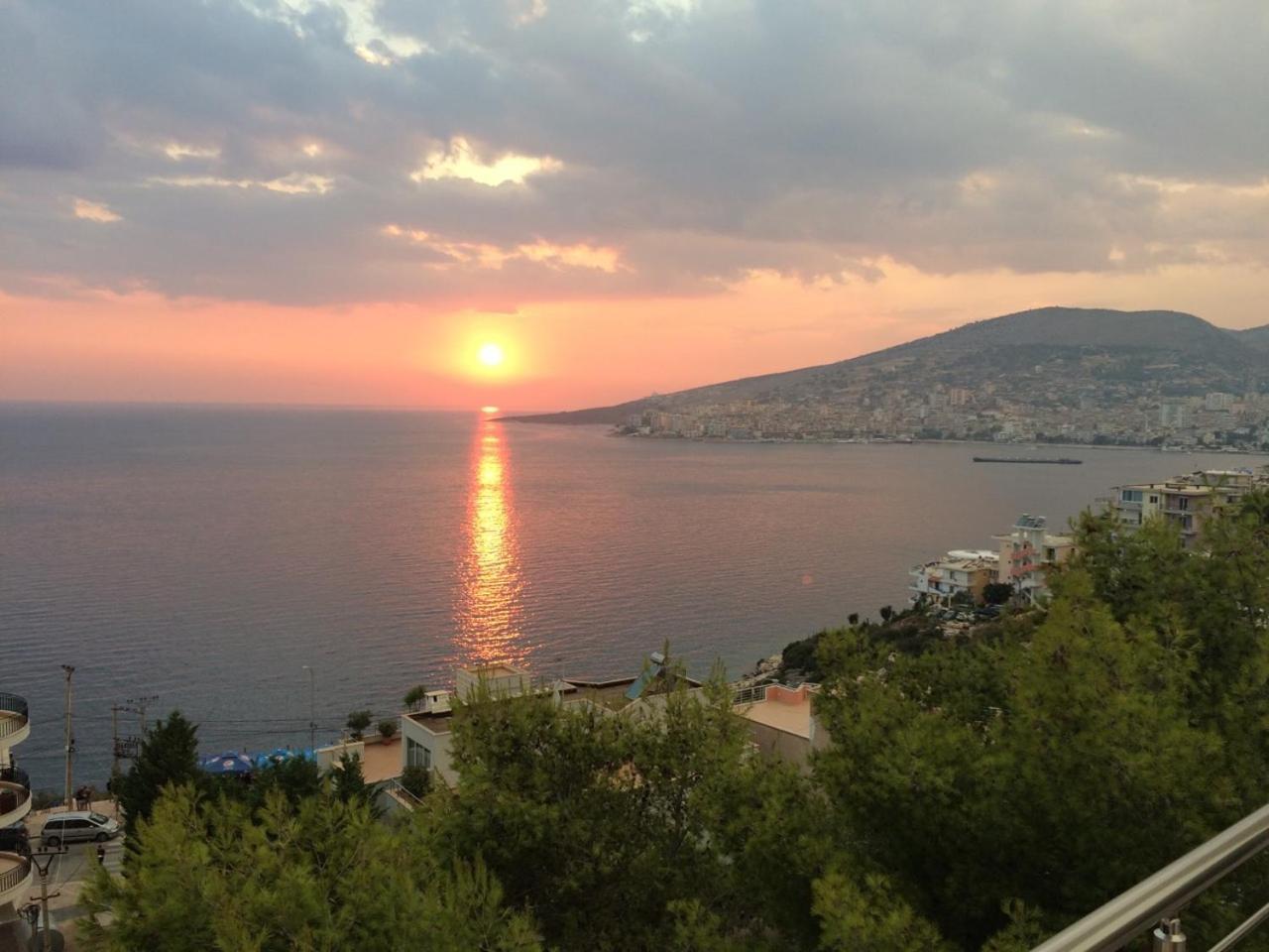 Vila -Te Golja Sarandë エクステリア 写真